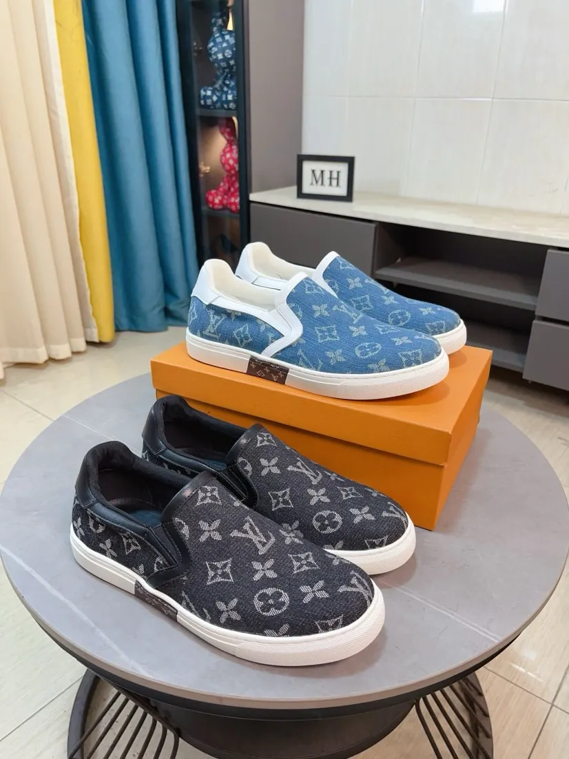 Men's shoes💰400🌹🌹[LV]🌹High-end men's shoes brand: Official website 1:1 Latest masterpiece: The upper is made of Italian imported first-layer cowhide with special materials➕Full genuine leather lining🔥, making walking more convenient and comfortable! Exclusive new style, stunning work [color]! Create a fashionable personality to set off your uniqueness! A must-have for trendy men! Classic🔥Number: 38-44